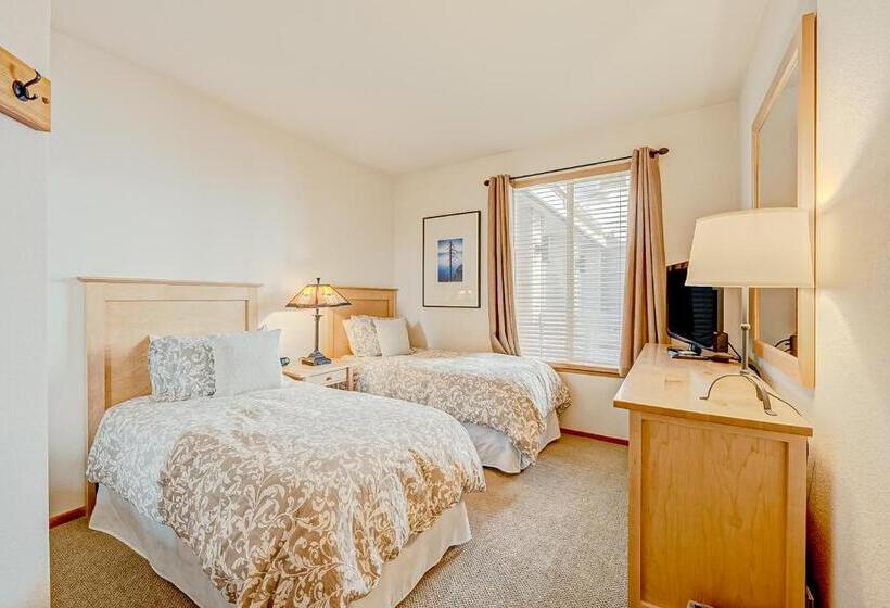 ホテル Ski In Ski Out Squaw Valley Lodge Slopeside Townhome