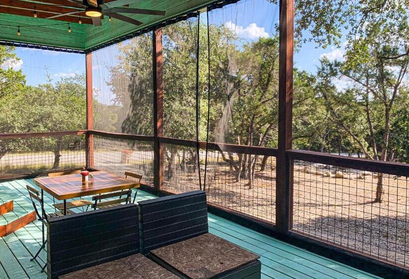 호텔 Chimney Rock Tiny Home