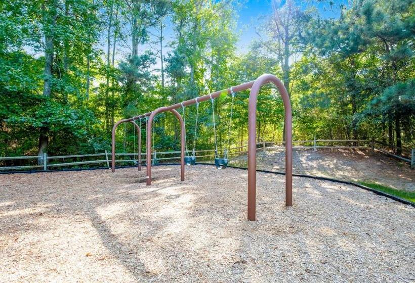 هتل Sea Colony  17005 Bayberry Court