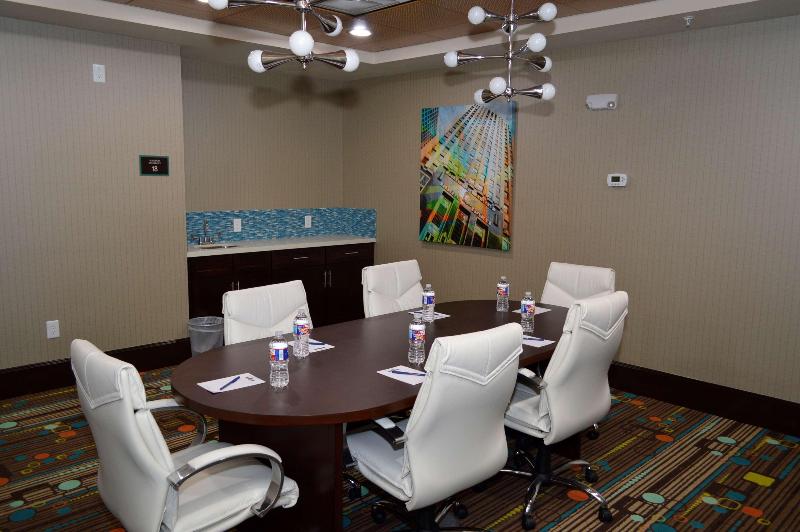 هتل Best Western Premier Ashton Suiteswillowbrook