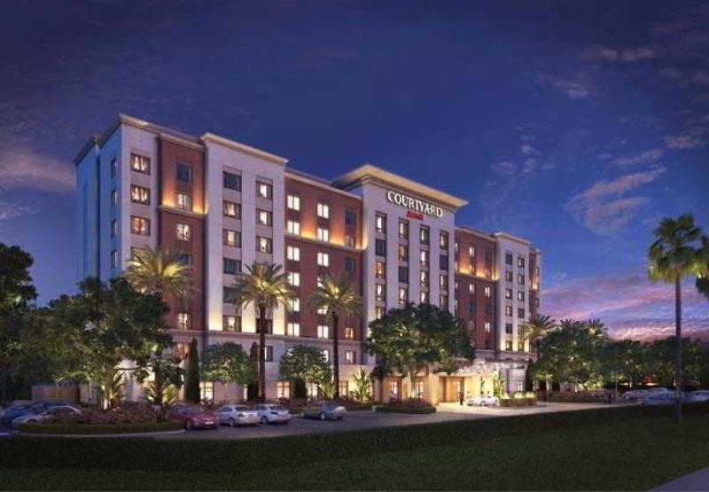 هتل Courtyard By Marriott Irvine Spectrum