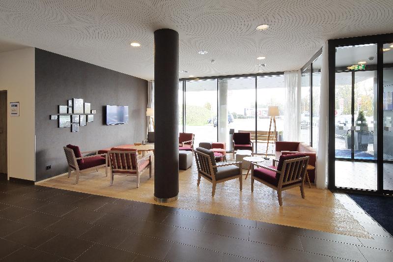 هتل Holiday Inn Express Friedrichshafen, An Ihg