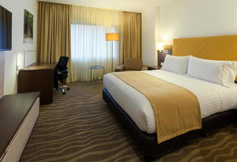 هتل Holiday Inn Express & Suites Bogota Zona Financiera, An Ihg