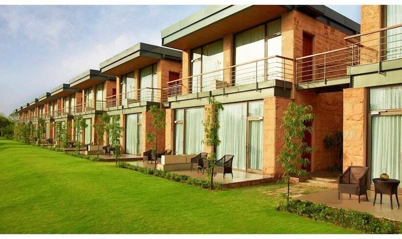 酒店 Taj Damdama Lake Resort & Spa, Gurugram