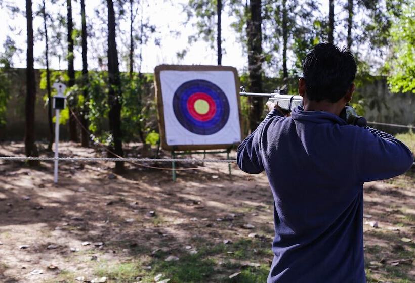 酒店 Taj Damdama Lake Resort & Spa, Gurugram