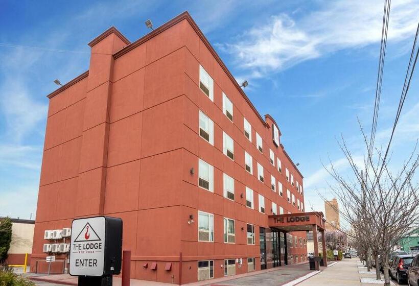 هتل The Lodge Red Hook