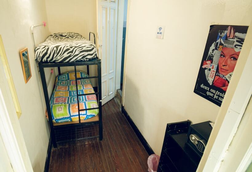 Ideal Social Hostel