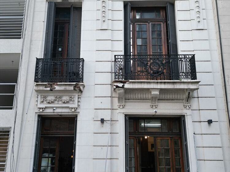 Ideal Social Hostel