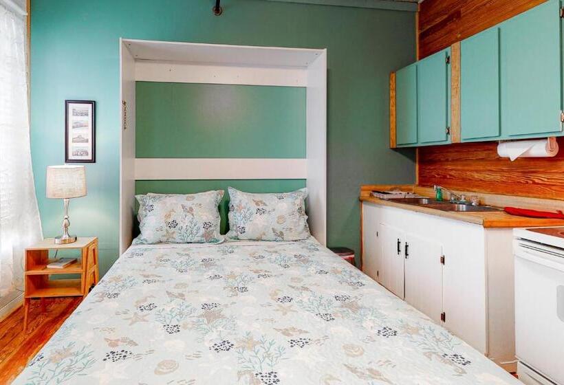 هتل Carbo House Eleven