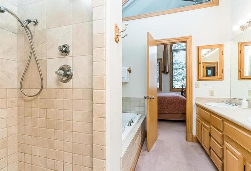 هتل Cimarron Mountain Retreat