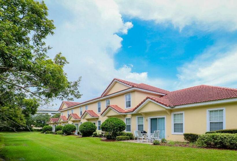 فندق Palm Harbor Hideaway