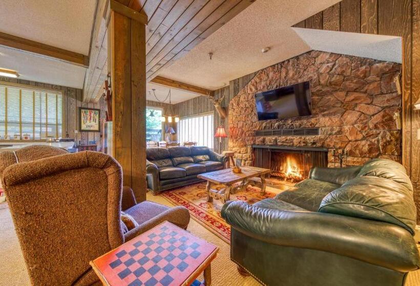 호텔 Skiway Lodge At Thunderhead