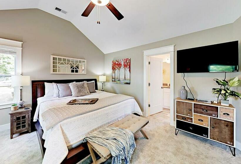 فندق Stand Tall Unit B