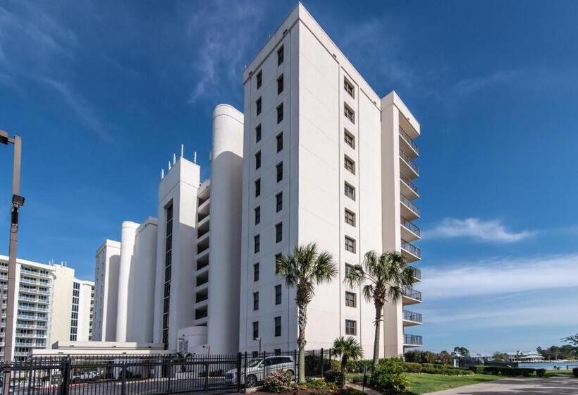 هتل Back Bay Condominium #708