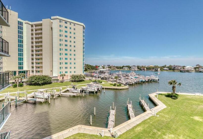 هتل Back Bay Condominium #708