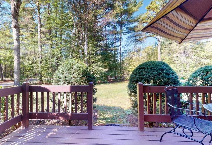 هتل Cozy Conway Condo
