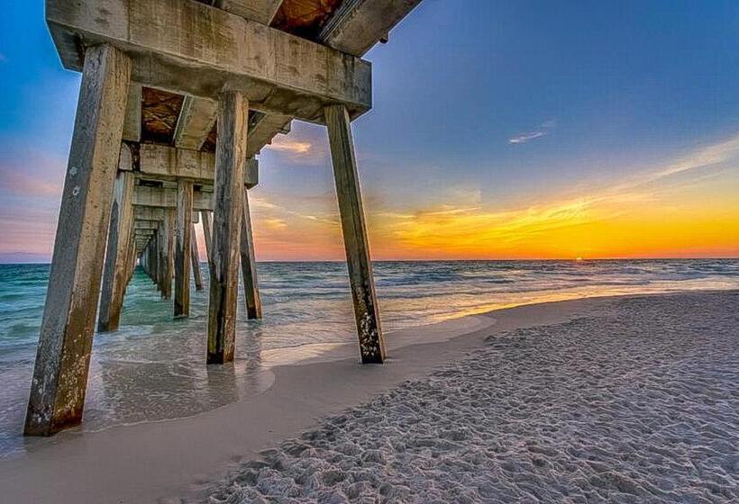 فندق Laketown Wharf 135