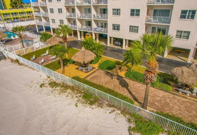 فندق Sea Breeze 702