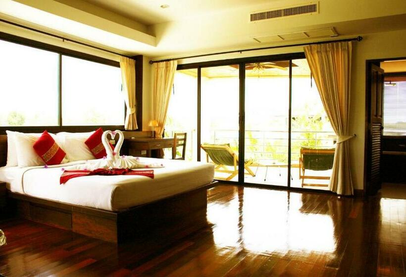 هتل Chawenglakeviewcondo