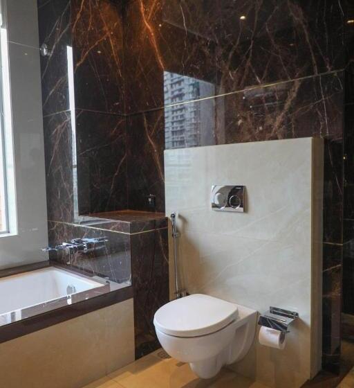 فندق Gurudev Grand