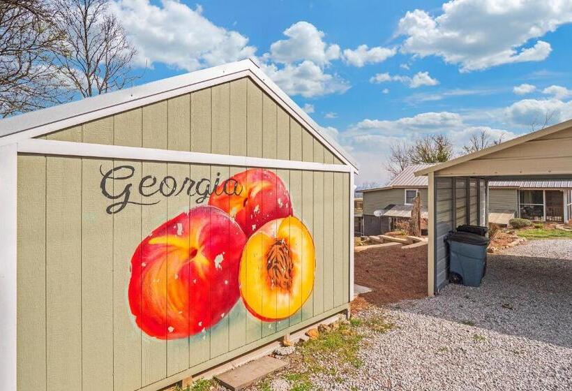 Peach Bluff House