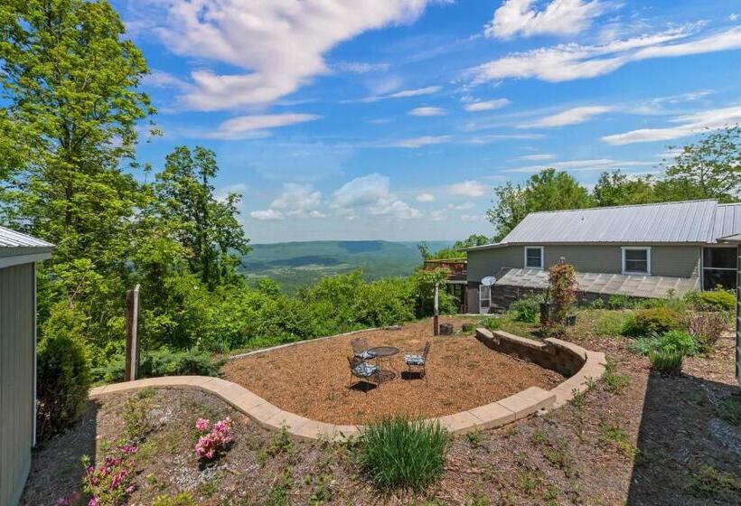 Peach Bluff House