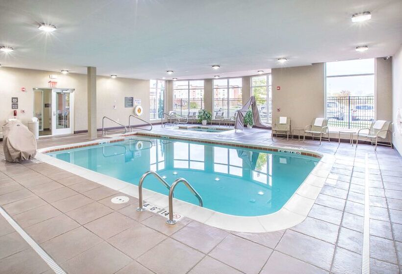 בית מלון כפרי Hilton Garden Inn Benton Harbor/st. Joseph