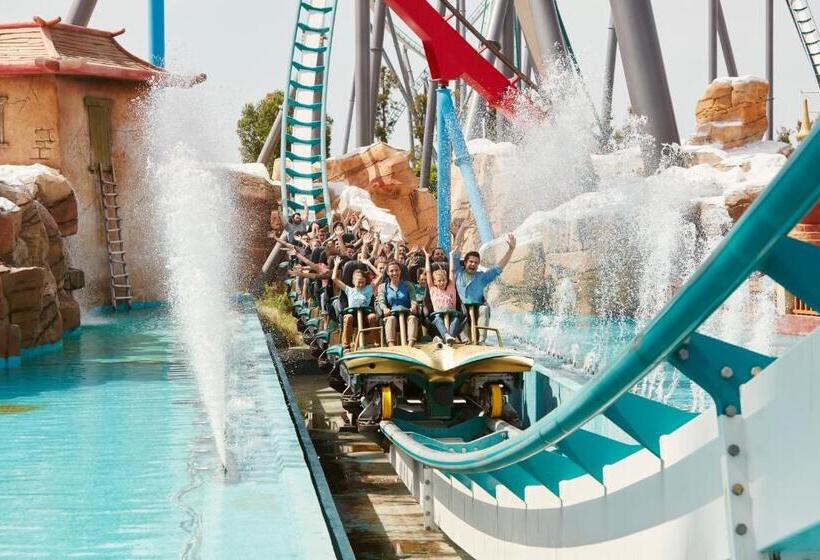 هتل Mansion de Lucy  Includes Portaventura Park & Ferrari Land Tickets