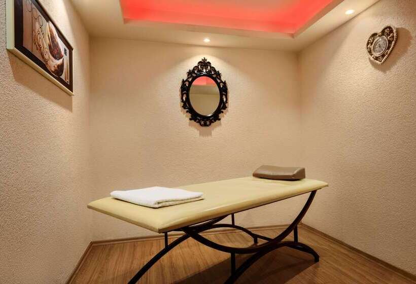 هتل Ramada By Wyndham Mersin