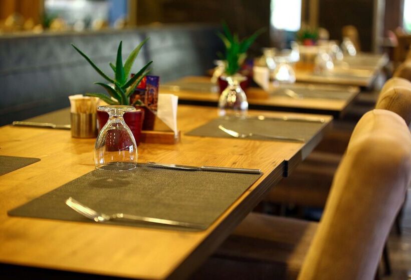 هتل Ramada By Wyndham Mersin