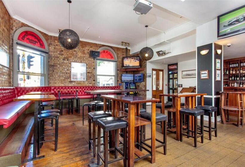 هتل The Shakespeare