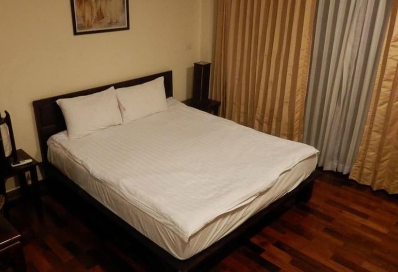 هتل Vayakorn Inn
