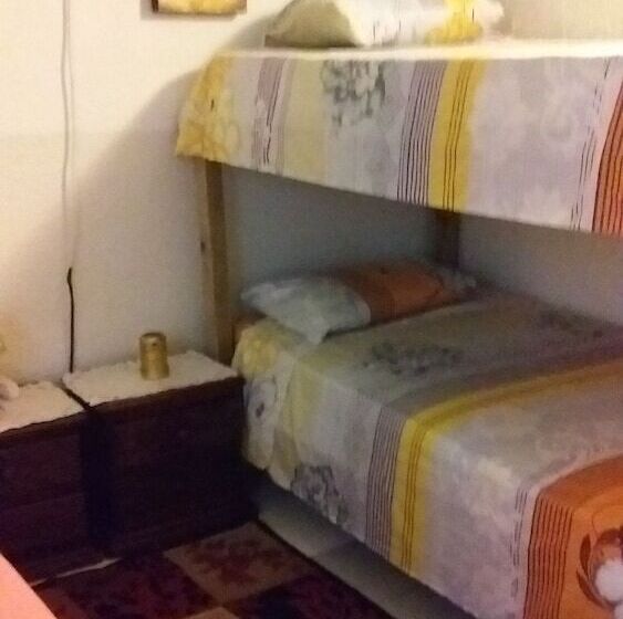 بنسيون Green Sea Inn San Luis