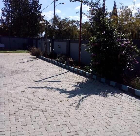 پانسیون Ps Good Time Guest House