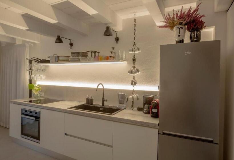 Bed and Breakfast Agatopisto Animo Salmastro