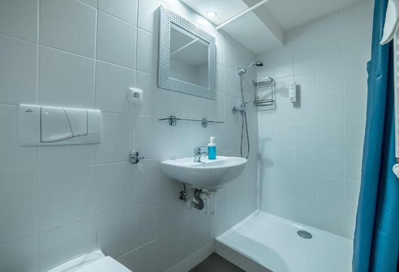 مبيت وإفطار Antonio Residence