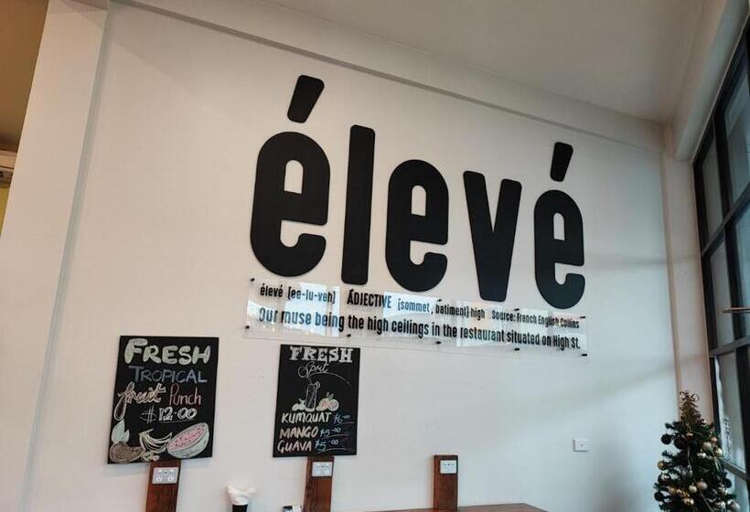 هتل Toorak Central