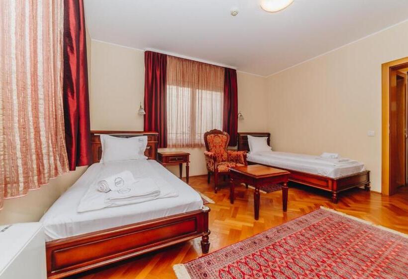 هتل Madison Kragujevac