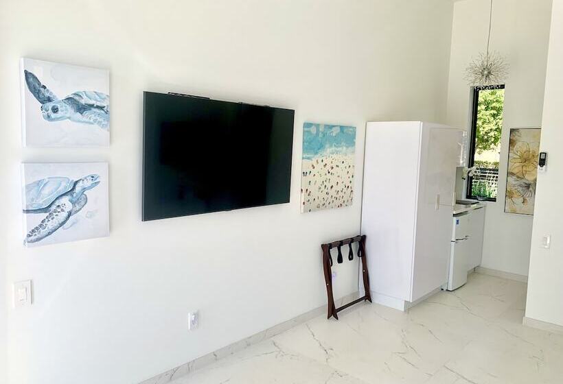 پانسیون Men Only Clothing Option Guesthouse Near Wilton Manors