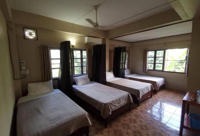 پانسیون Manilath Guesthouse