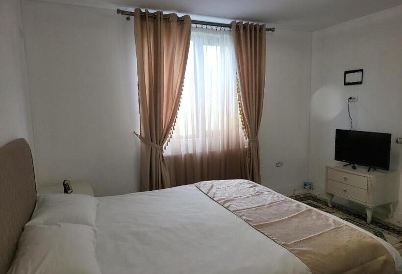 بنسيون Soimii Bucovinei Residence