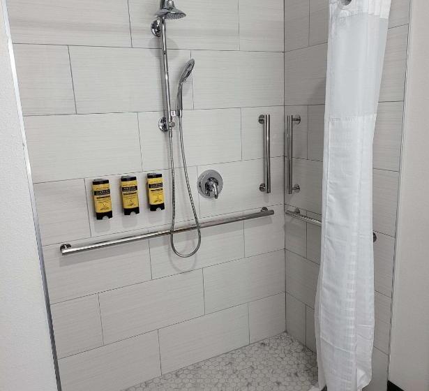 هتل Best Western Plus Executive Residency Carlsbad