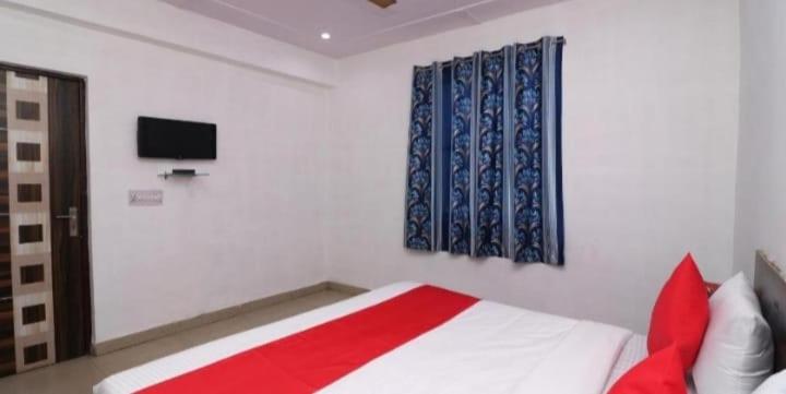 هتل Ganga Guest House By Wb Inn