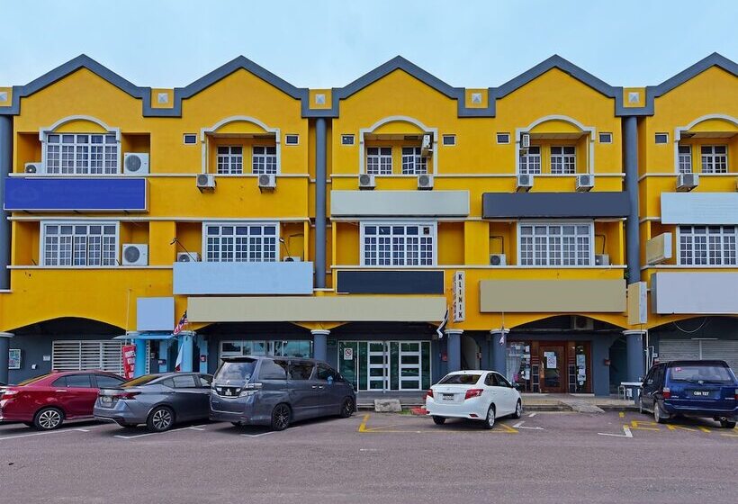 בית מלון כפרי Oyo 90672 De Paradise Turtle