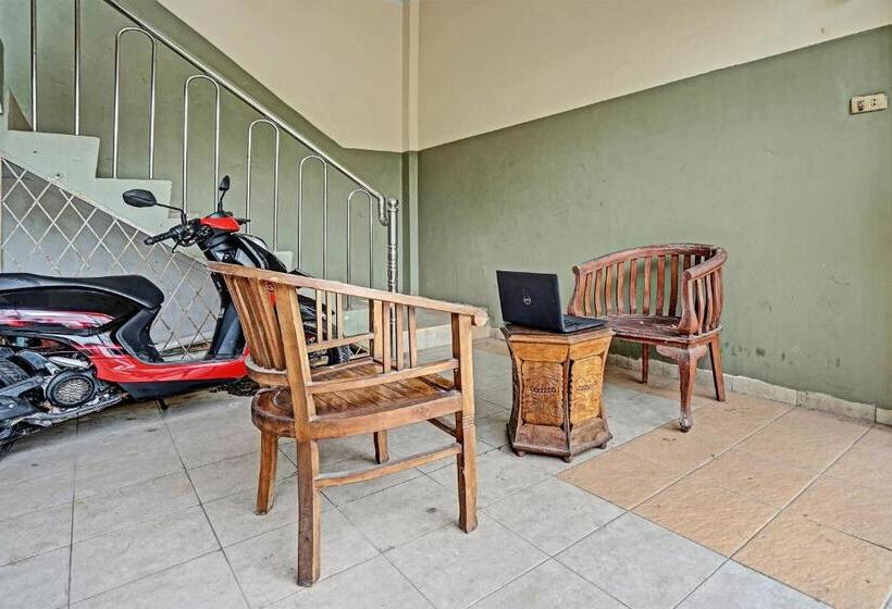 فندق Oyo 91873 Nugraha Kost