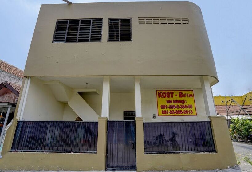 هتل Spot On 91891 B41m Residence Syariah