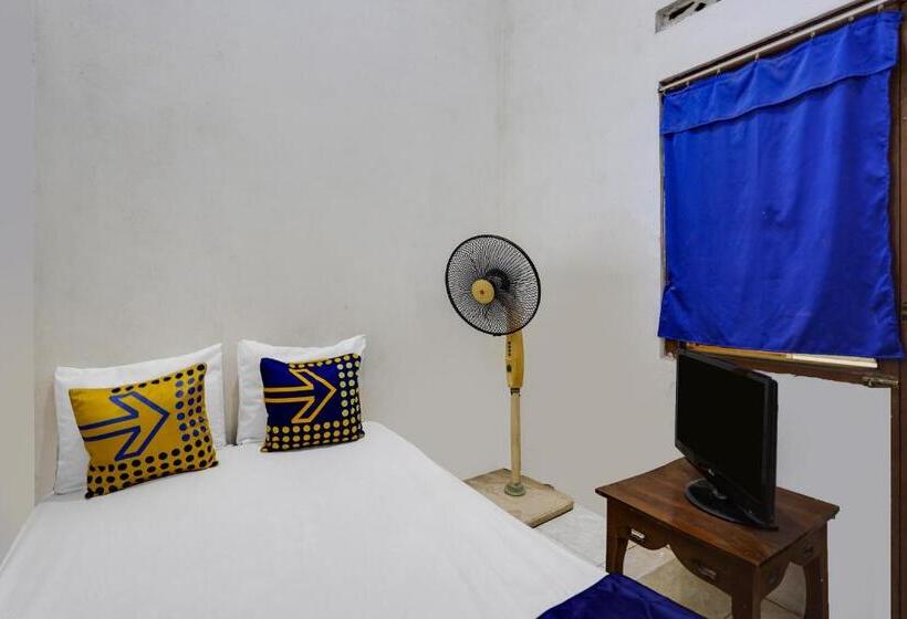 هتل Spot On 91893 Kost Jeje Syariah