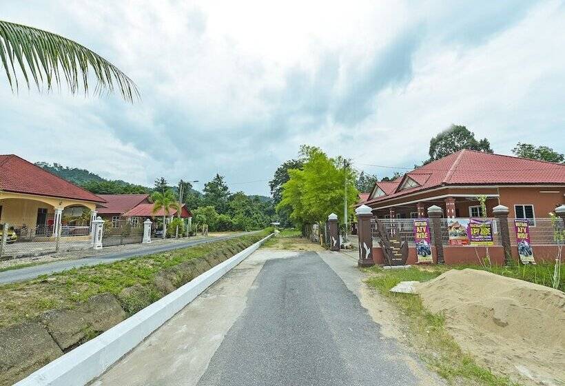 فندق Oyo 90642 Twin Mutiara Chalet & Homestay