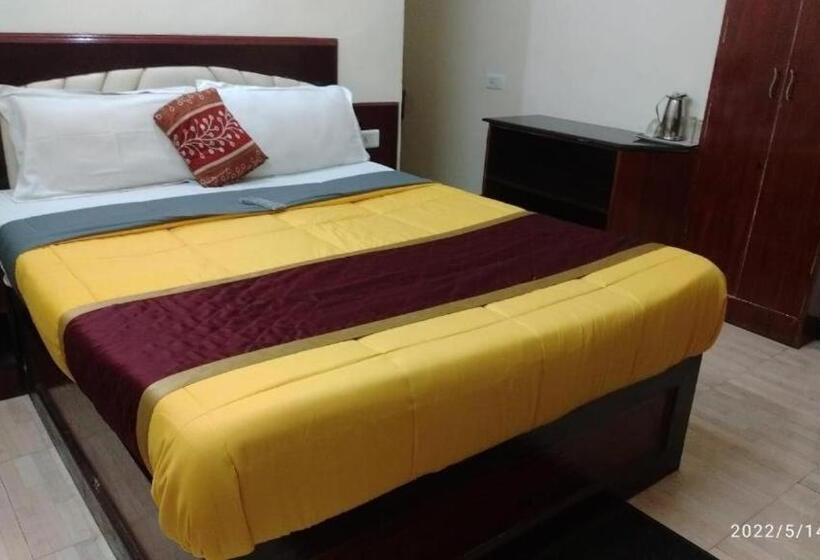 پانسیون Mystique Inn Ooty