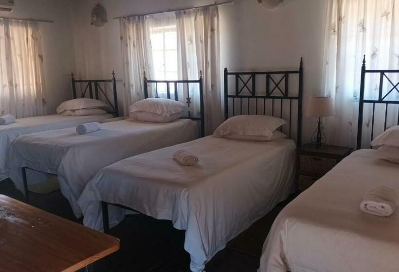ペンション Sha Henné S Guesthouse